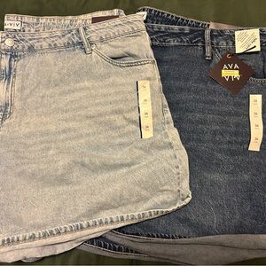 Plus size AVA & VIV Denim Shorts Pair - Light Wash & Dark Wash